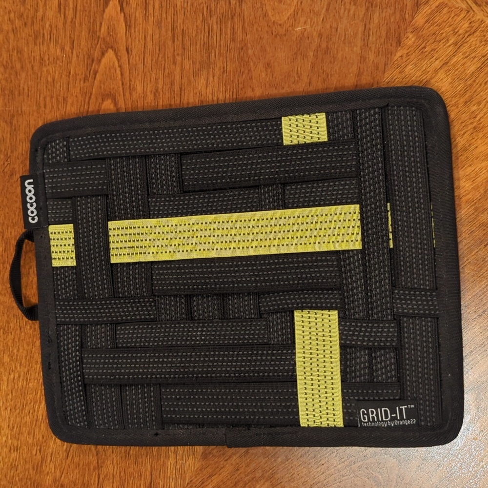 Cocoon tech holder